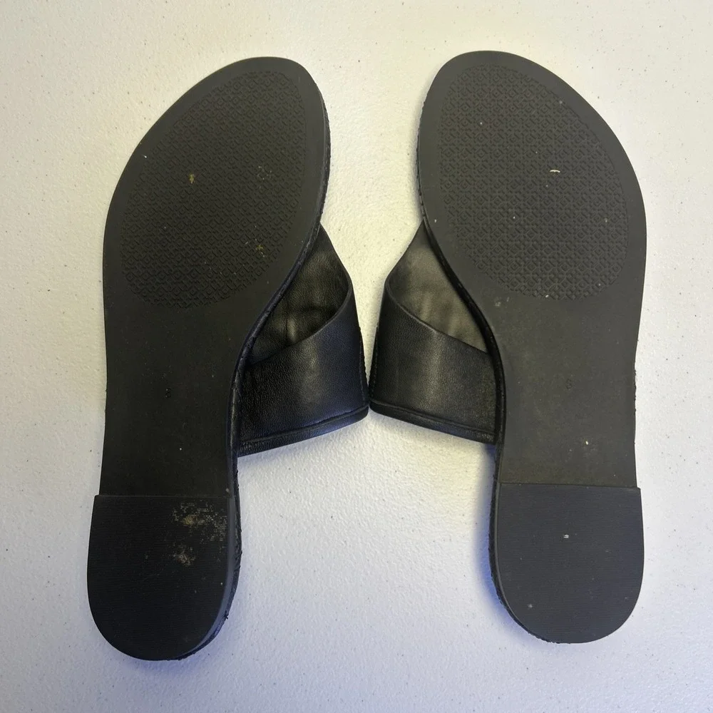 Tory Burch Fleming Flat Thong Sandal Black Quilted Leather Women's Size 8 / 38
